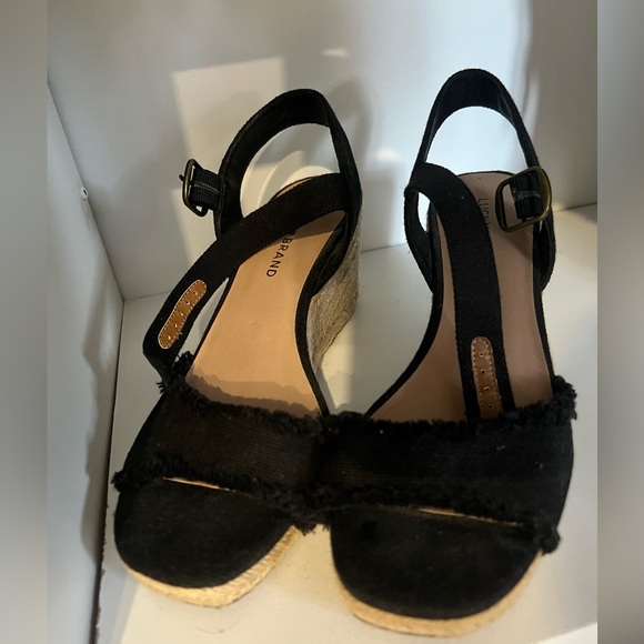 Wedge Sandal - Picture 2 of 2